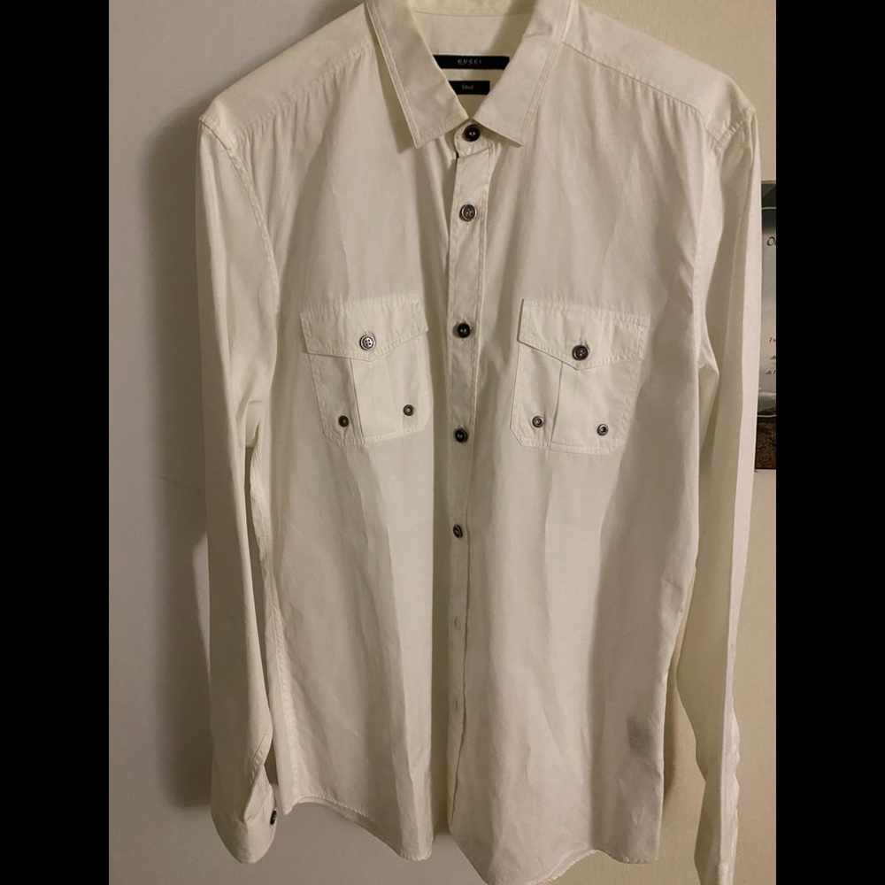 Fitted white Gucci button down shirt